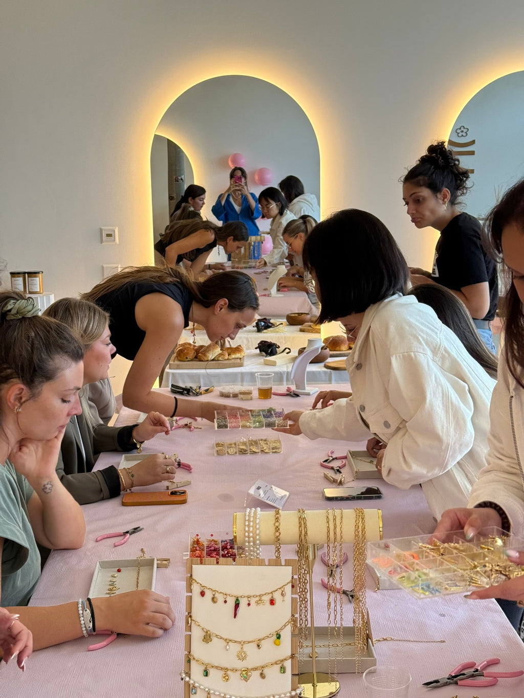 Atelier création de bijoux et petit déjeuner
